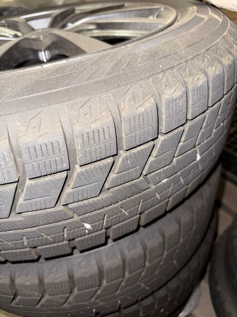 ヨコハマ ig60 スタッドレスタイヤ 195/60R17プリウス