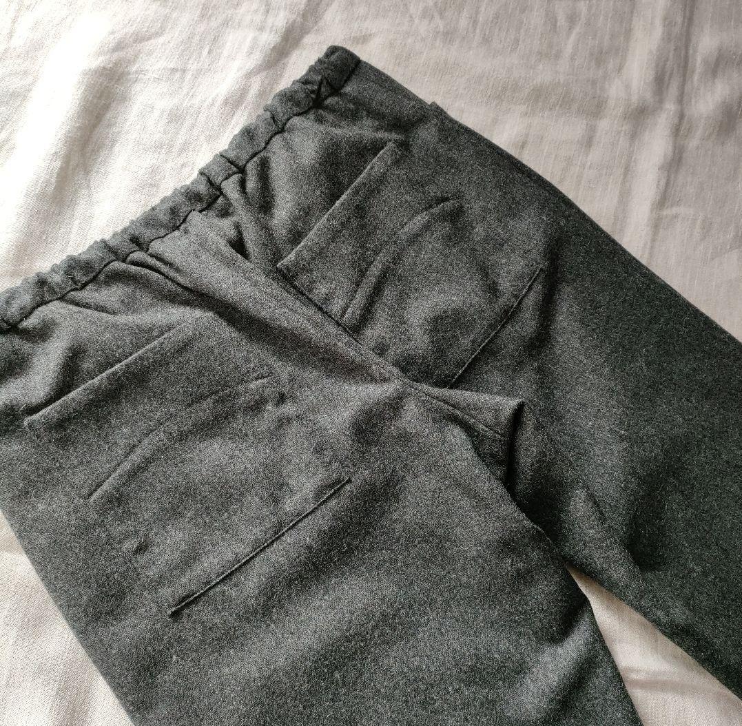 Vm 　ヴーム　ウールパンツ　ダークグレー