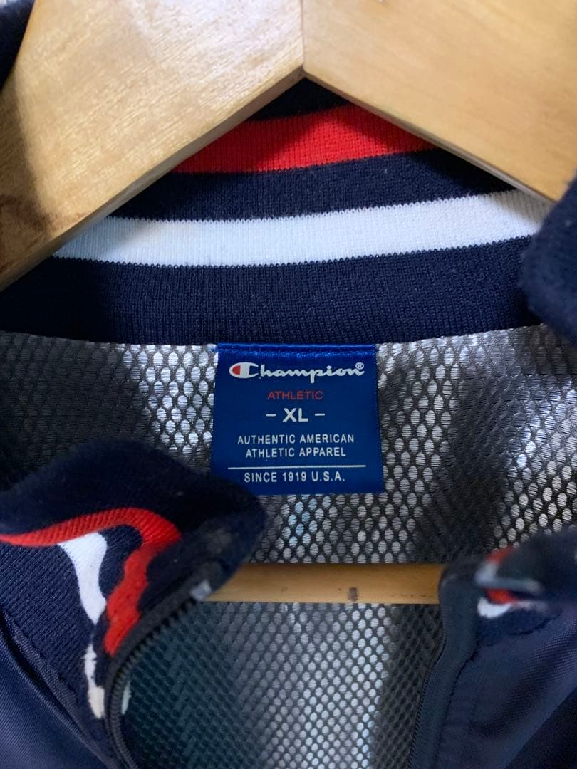 Champion チャンピオン　ナイロンジャケット・パンツ　２着セット