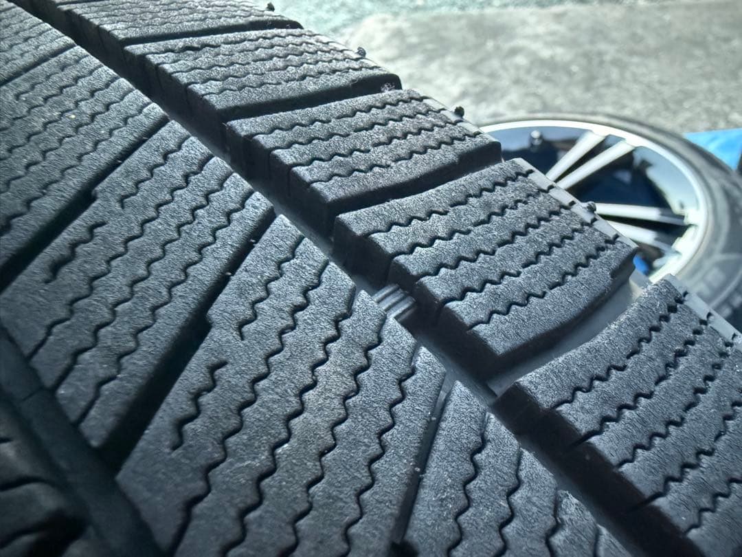 ベンツ ブリザック VRX3 スタッドレス純正ホイールセット FT