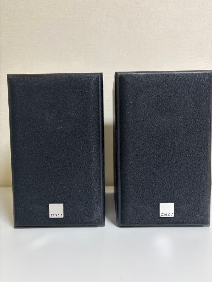 DALI SPEKTOR 1 ブックシェルフスピーカー（ケーブル付属）