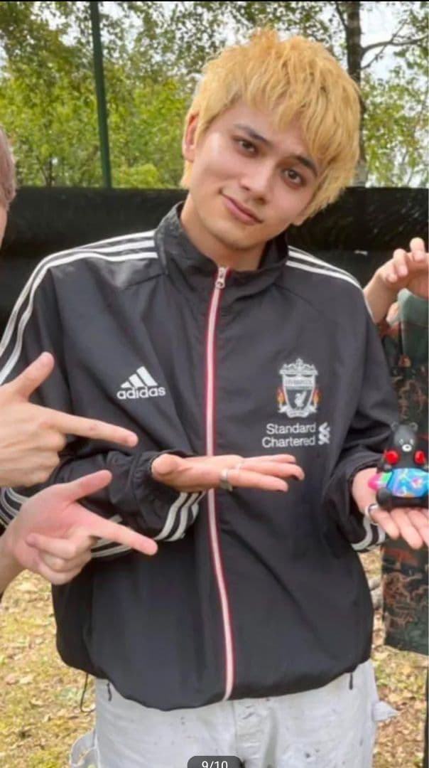 00s リヴァプール adidas ナイロンジャケット　ジャージ　cityboy