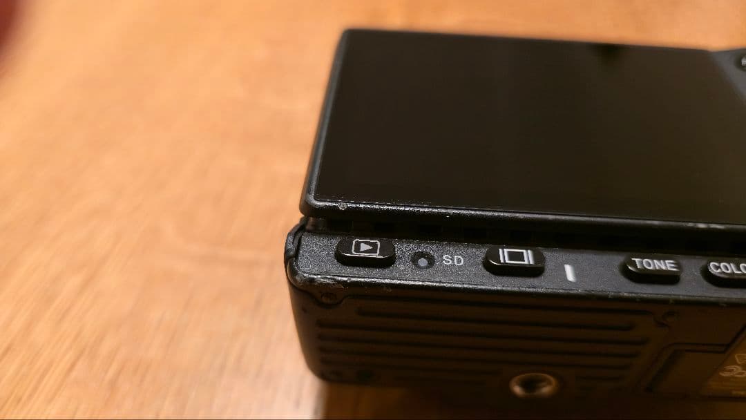 SIGMA fp 本体 20日まで特別価格