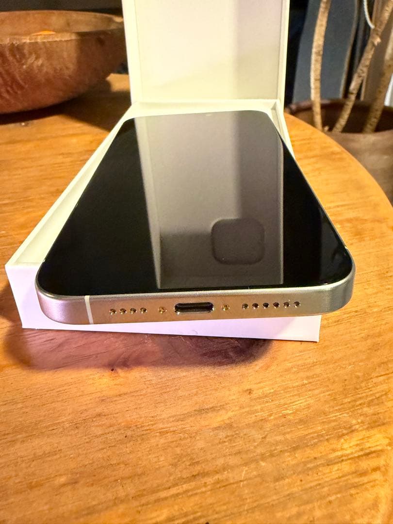 極美品✴︎iPhone15 ProMAX 256G ホワイト