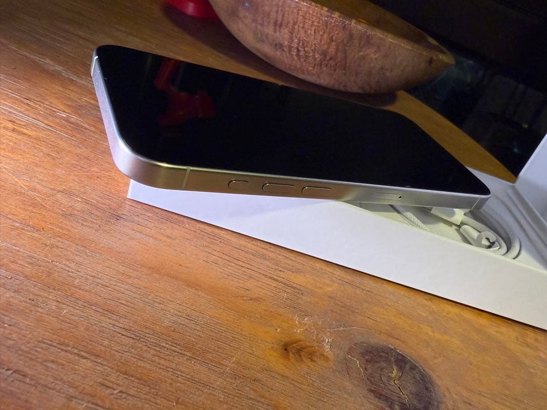 極美品✴︎iPhone15 ProMAX 256G ホワイト