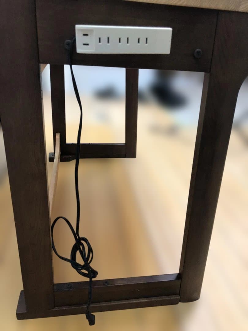 送料無料 イトーキ 奥行可変デスク 天然木 学習机 事務机 251026-8