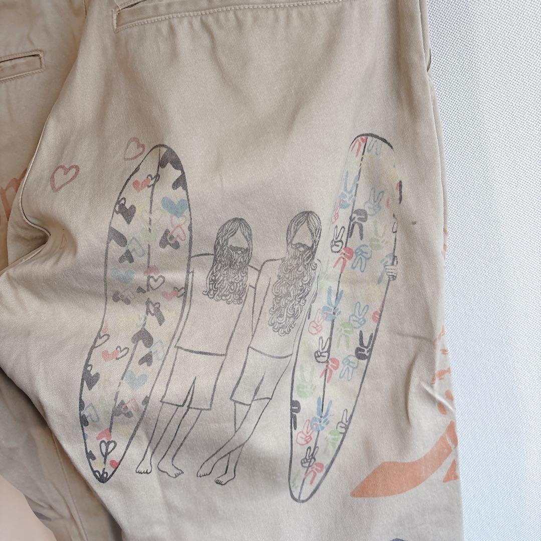 5825レミレリーフ チノパン 落書きプリント　日本製　メンズ　個性的　コットン