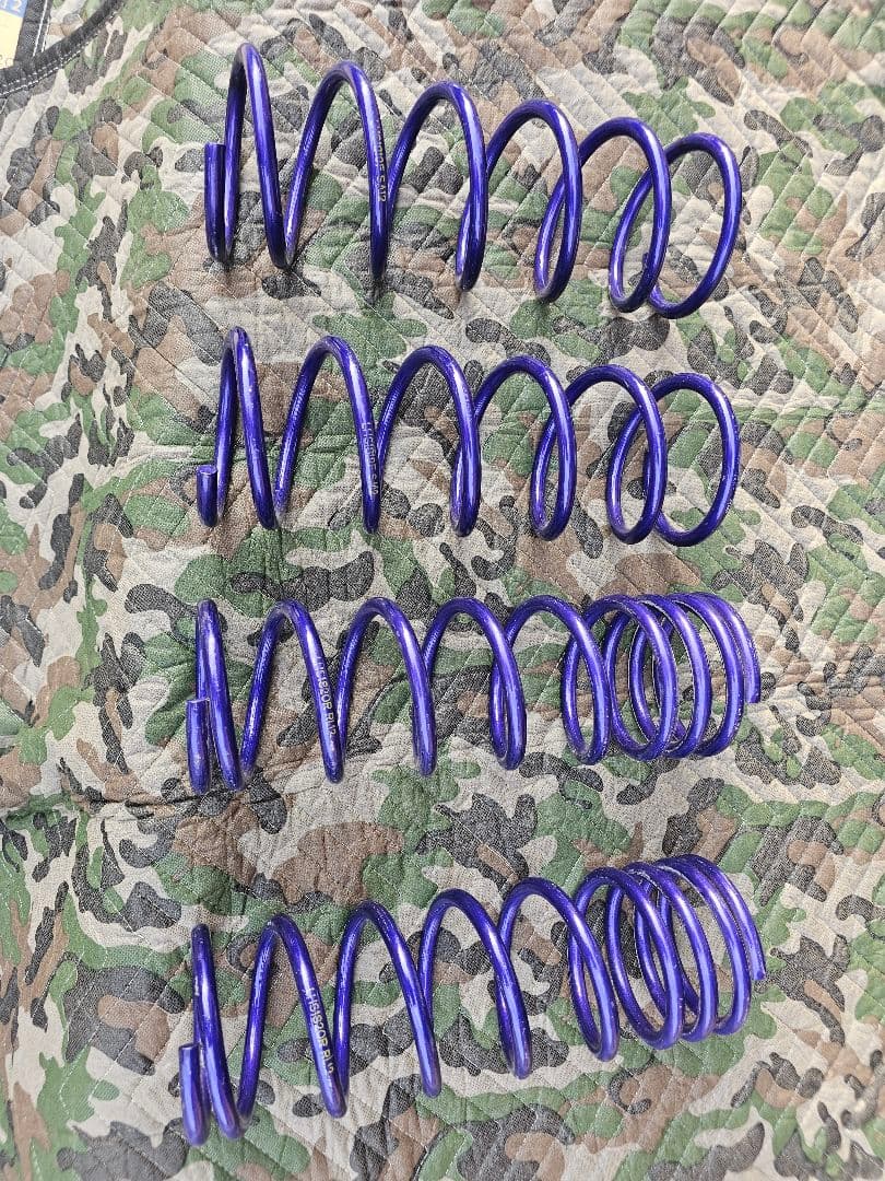 ムーヴ　カヤバ　ローファースポーツ　ダウンサス