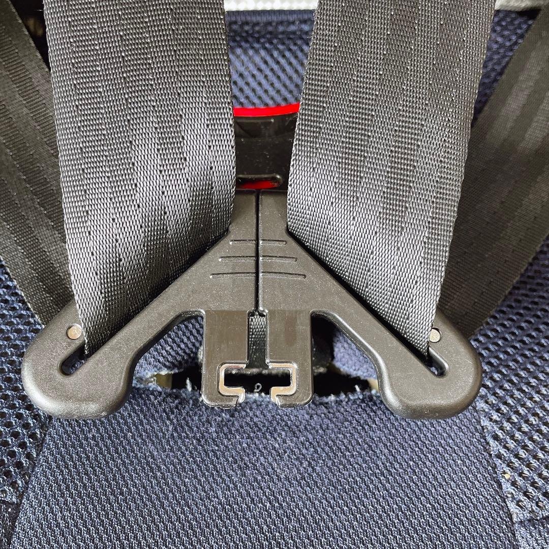 【送料無料】combi ジョイントリップ エアスルー ジュニアシート GH 紺