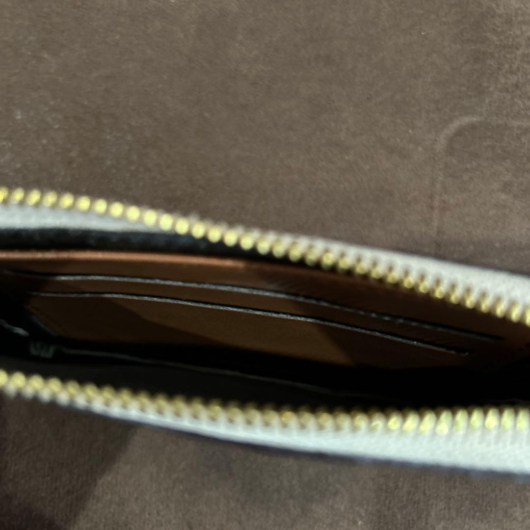 セリーヌ　型押しカードケース