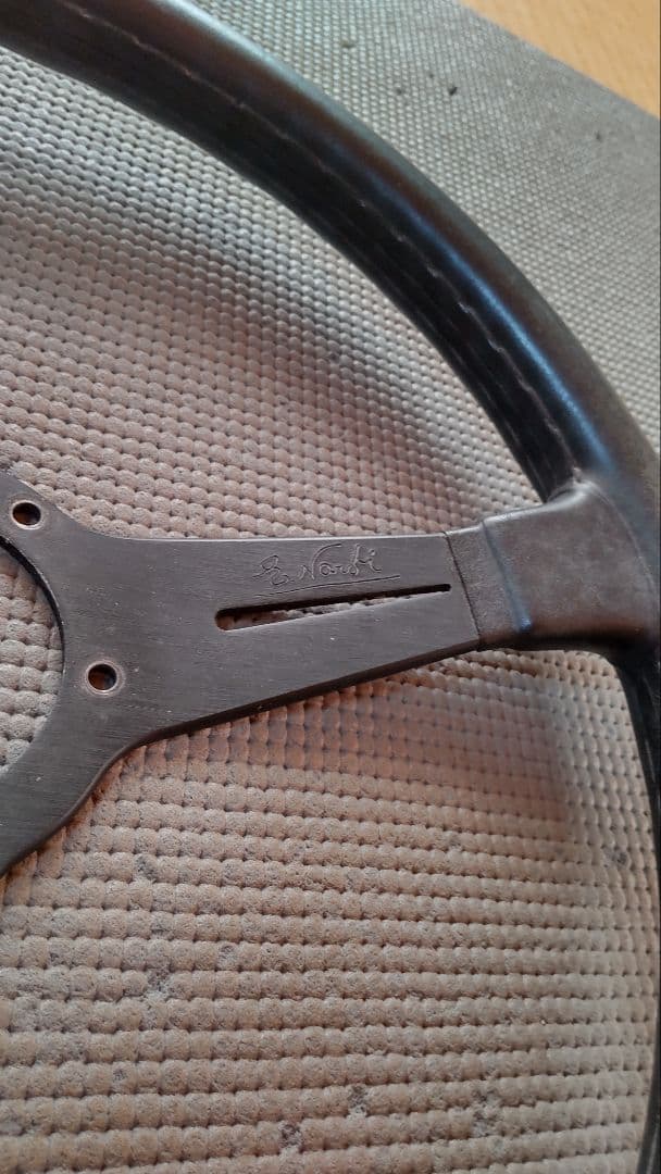 ナルディステアリング　36Φ