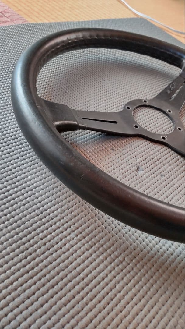 ナルディステアリング　36Φ