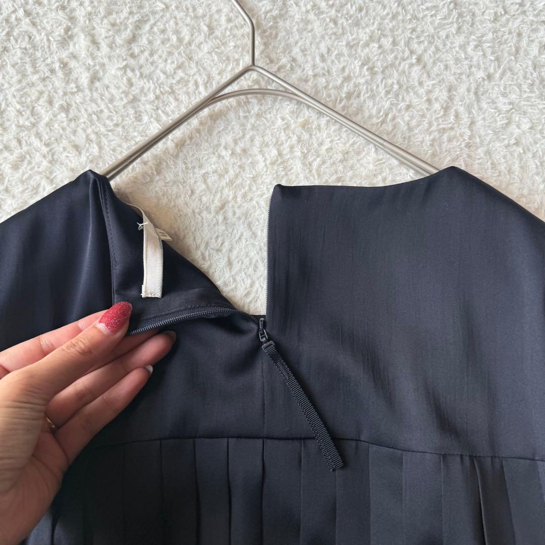 ジユウク プリーツロングワンピース サテン 大きいサイズ 44 ネイビー未使用級