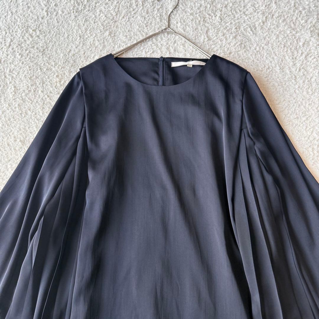 ジユウク プリーツロングワンピース サテン 大きいサイズ 44 ネイビー未使用級