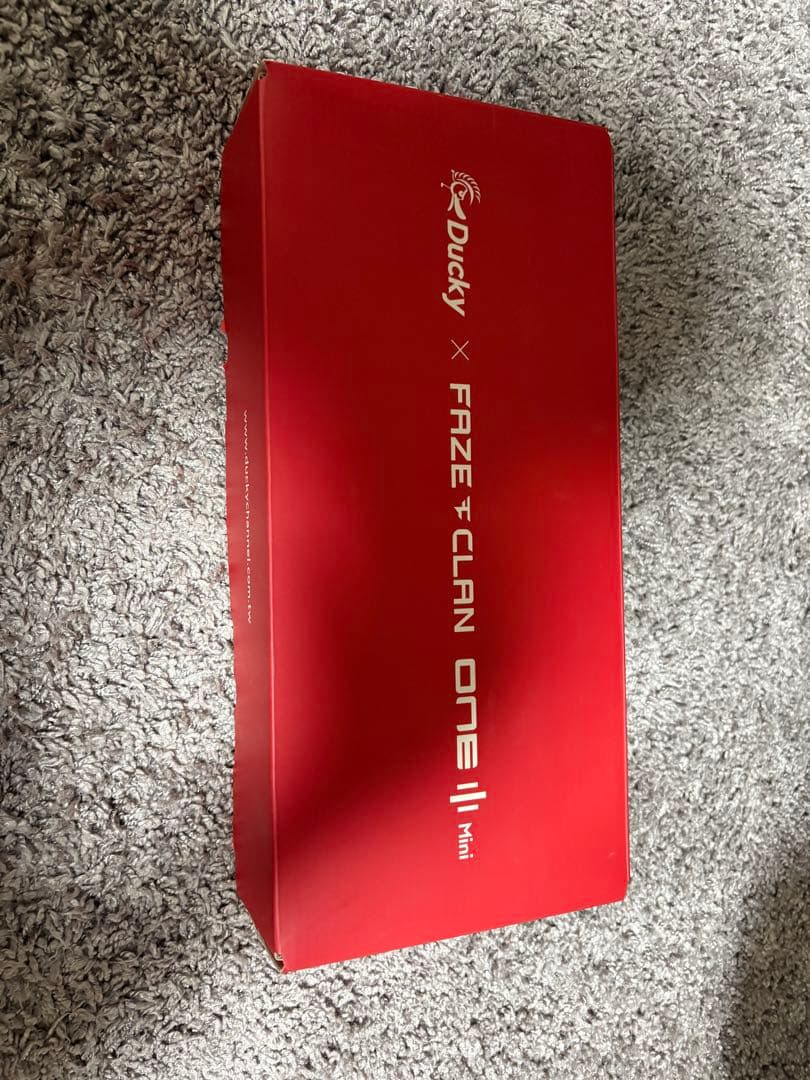 キーボード Ducky x FaZe Clan One 3 Mini 60%