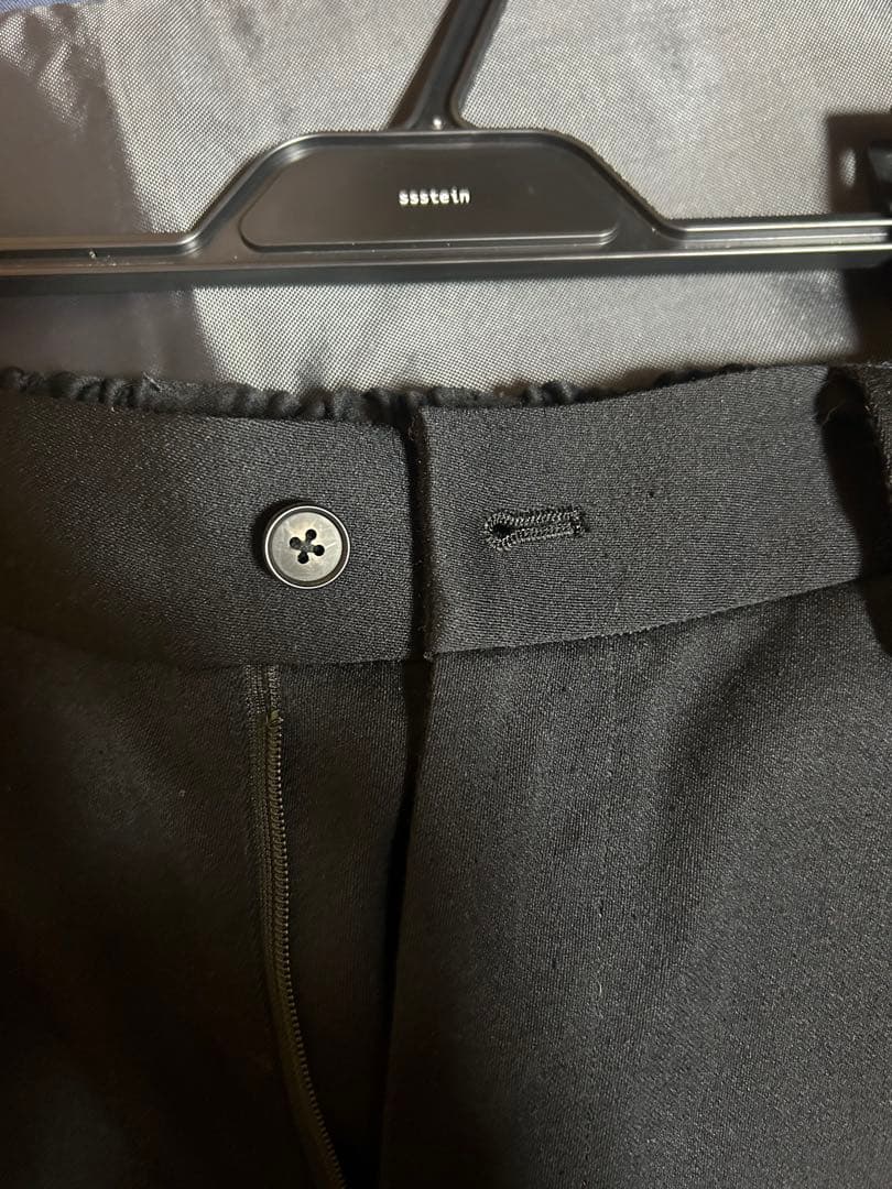 パンツ ssstein Twist Seam Wide Easy Trousers