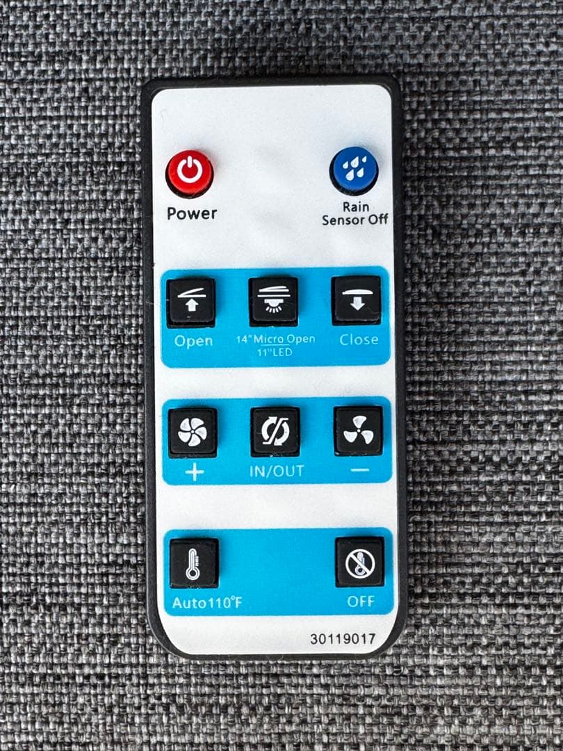 ハイエース　4型以降小窓用　ベンチレーター　換気扇　イチローくん2号