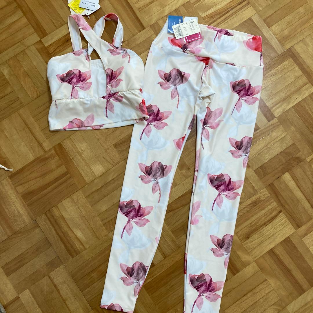 リアルストーン　ヨガウエア