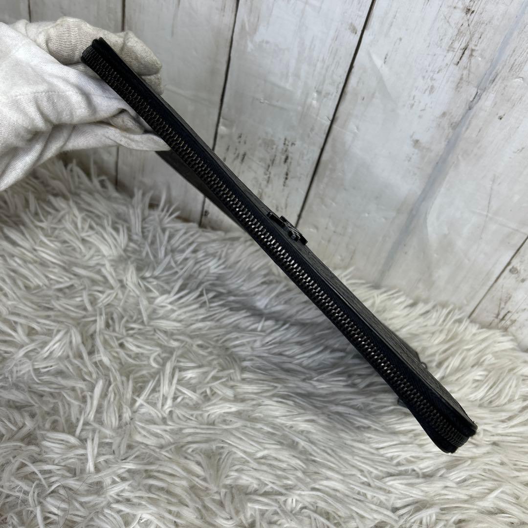 サンローラン　YSL クラッチバッグ　セカンドバッグ　レザー　ロゴ