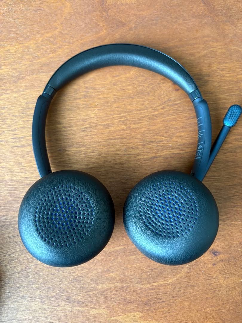 Anker PowerConf H700 ワイヤレスヘッドセット本体