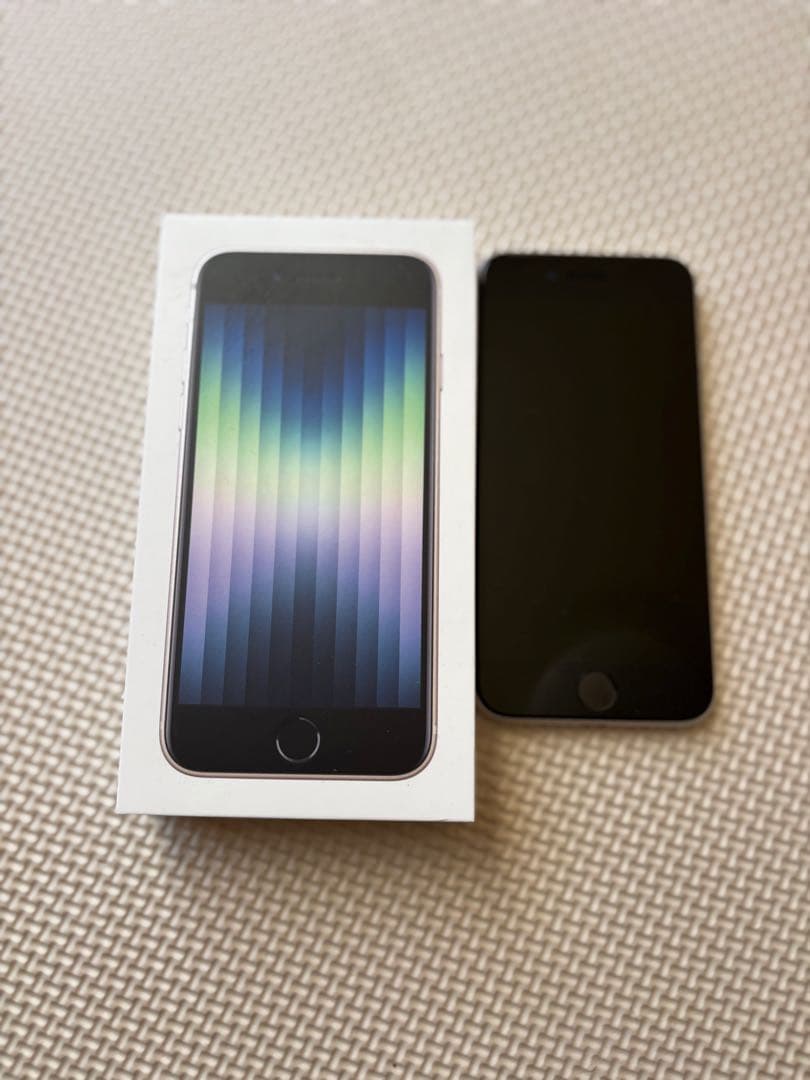 【美品256GB】iPhone SE第3世代 SIMフリー バッテリー◎
