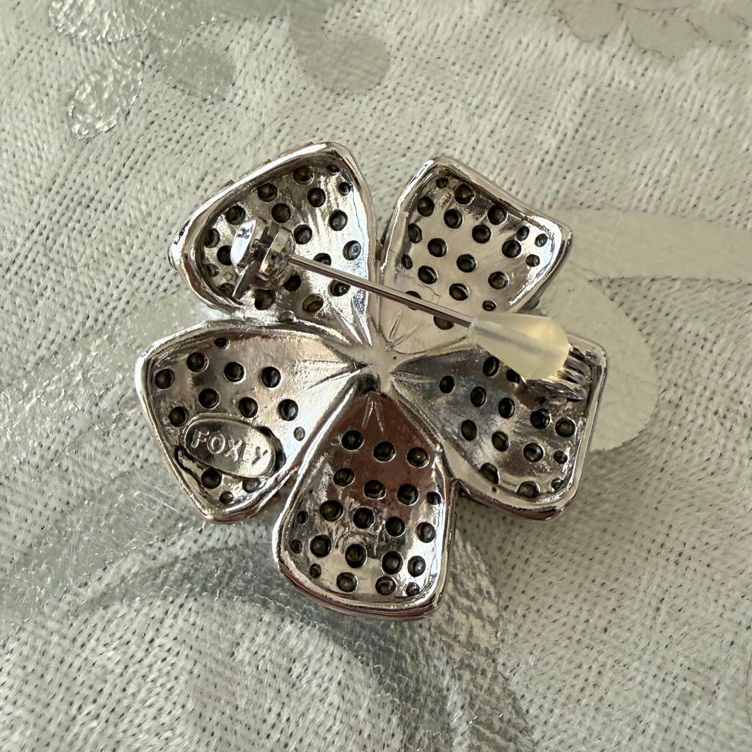 24h限定値引【極美品】FOXEY定番人気お花ブローチgold
