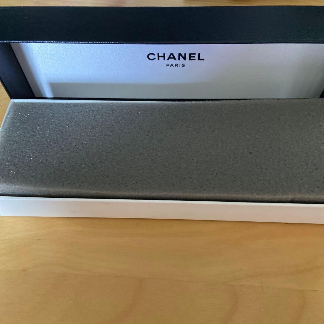 CHANEL シャネル　ラバー　ロゴ　ブレスレット　ベルト