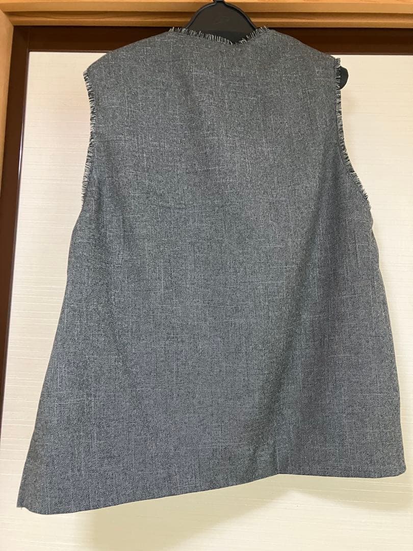 our 洗えるフリンジベスト　チャコールグレー