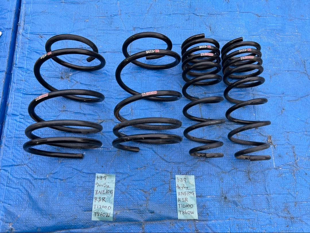 トヨタ　ウィッシュ　ZNE10 RSRダウンサス Ti2000