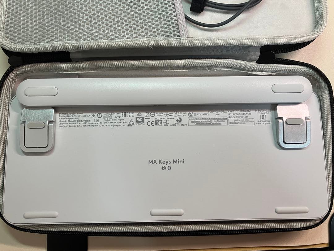 logicool MX Keys Mini ペイルグレー 専用ケース付