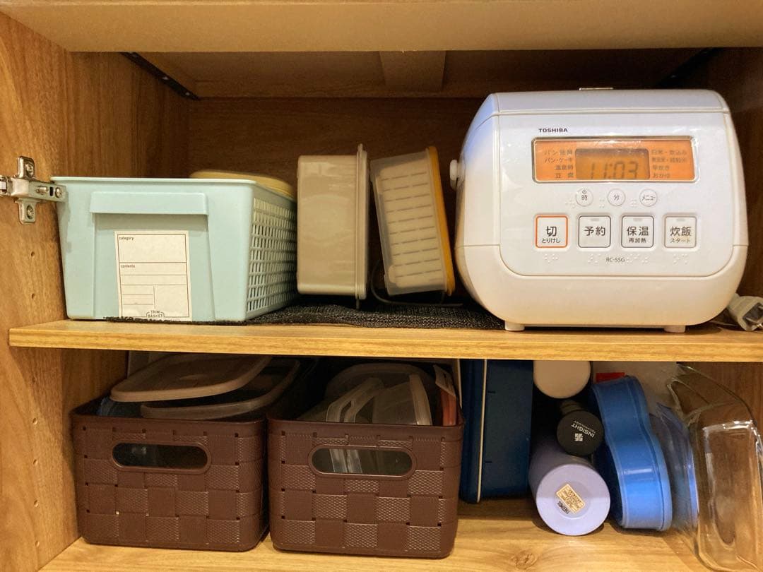 【美品】ニトリ 木目調食器棚