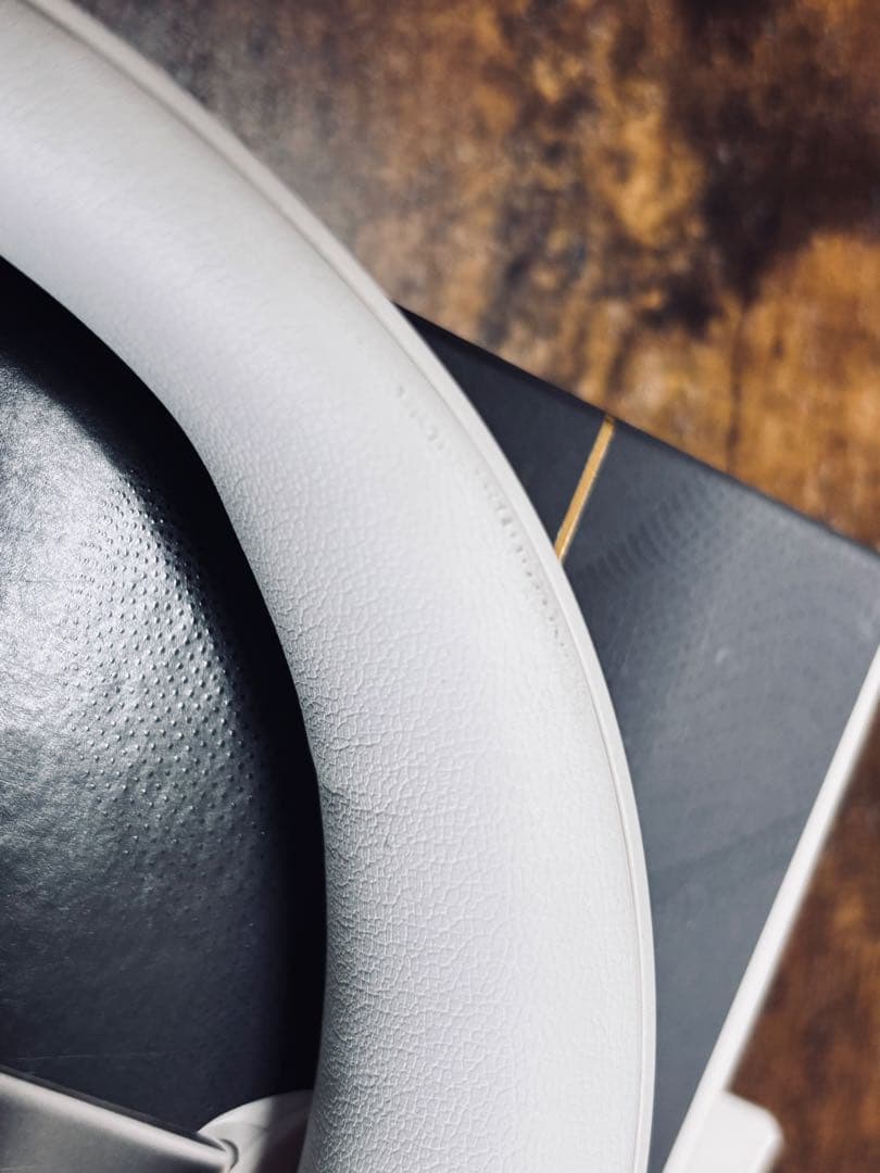 Bose ワイヤレスヘッドホン シルバー