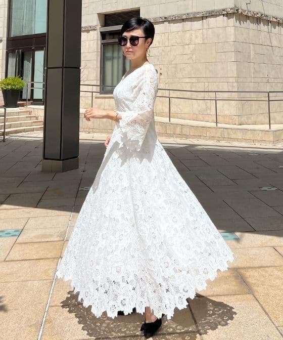 美品◆ジェンヌ　総レース8分フレア袖ワンピース　S　　ホワイト