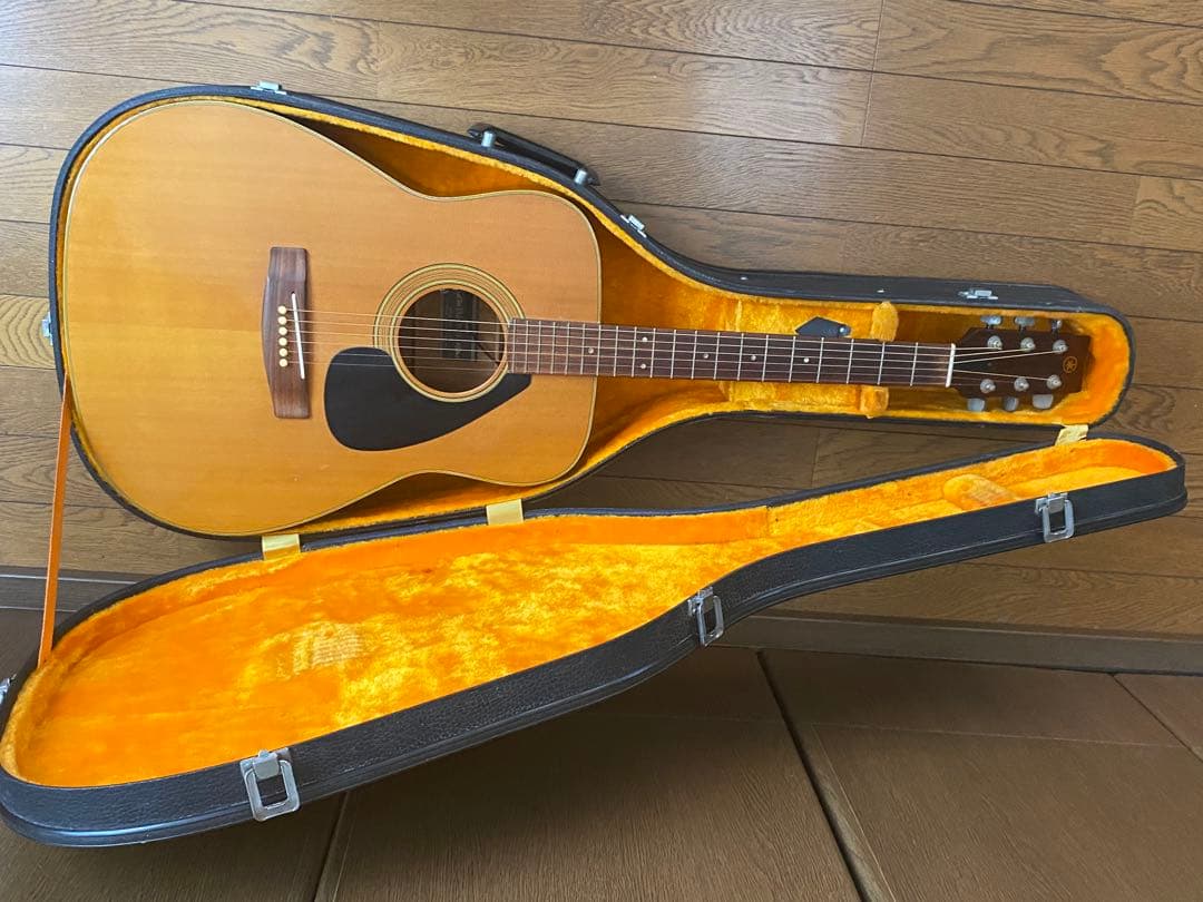 YAMAHA FG-200J 黒ラベル エレアコ オリジナルハードケース付き