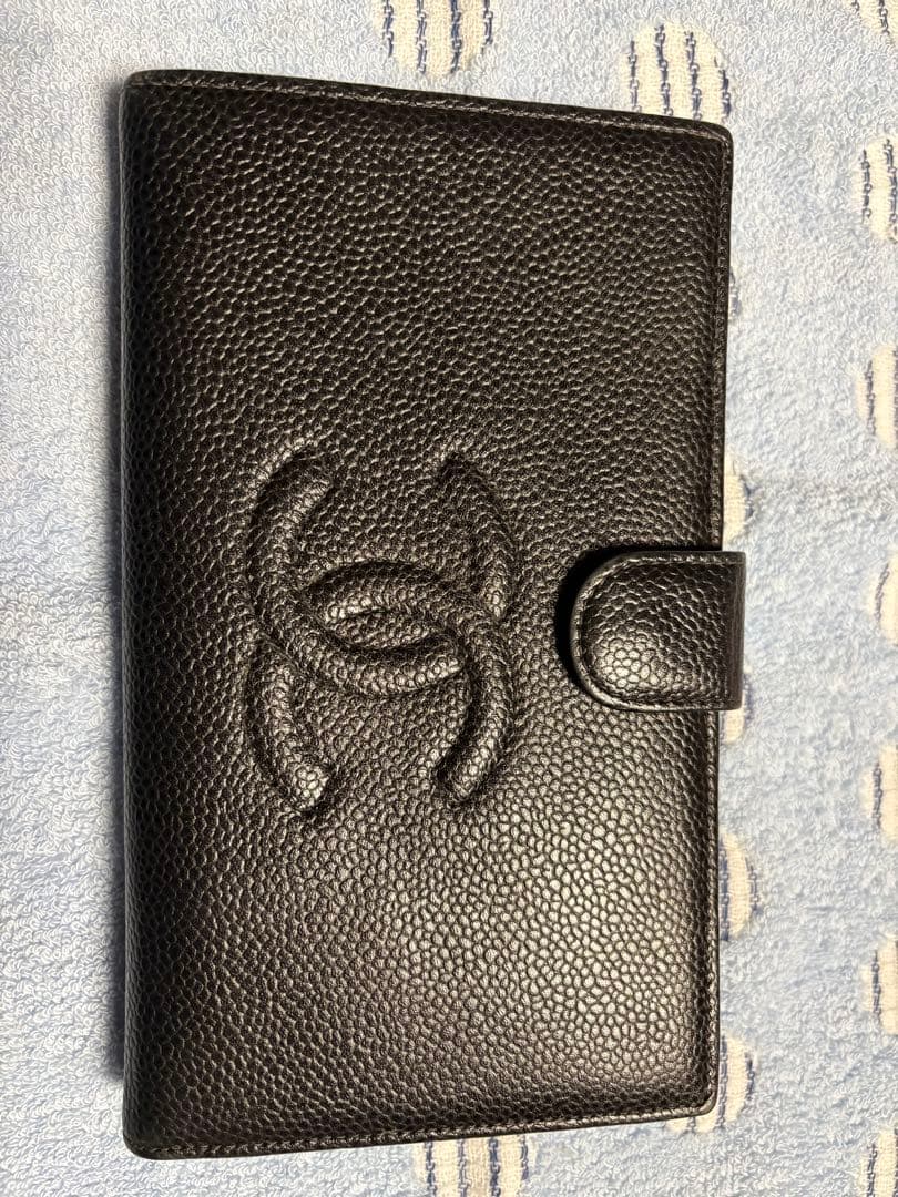 CHANEL がま口　長財布