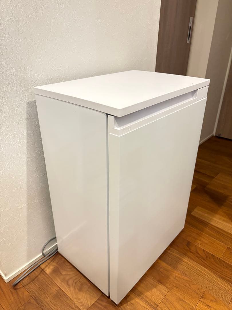 ◾️新品未使用◾️アイリスオーヤマ66Ｌ奥行スリム冷蔵庫　IRSN-7A ホワイト