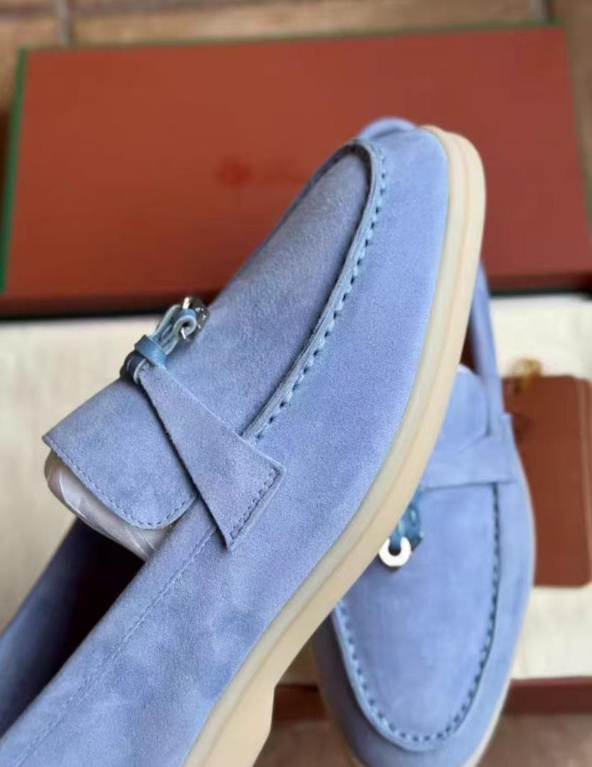 Loro Piana ライトブルー スエード モカシン 38