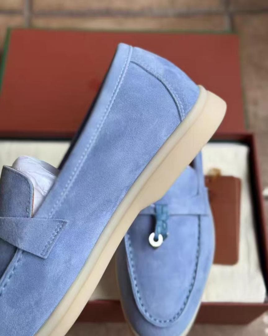 Loro Piana ライトブルー スエード モカシン 38