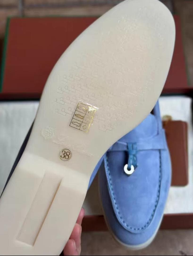 Loro Piana ライトブルー スエード モカシン 38