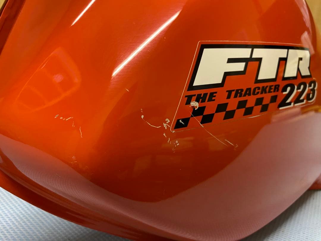 HONDA バイク　FTR223 タンク　純正　オレンジ
