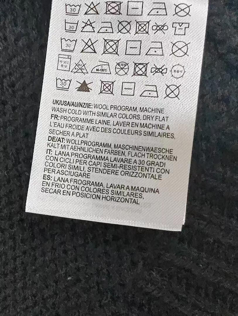 Carhartt デトロイトニット黒 ジャケットM