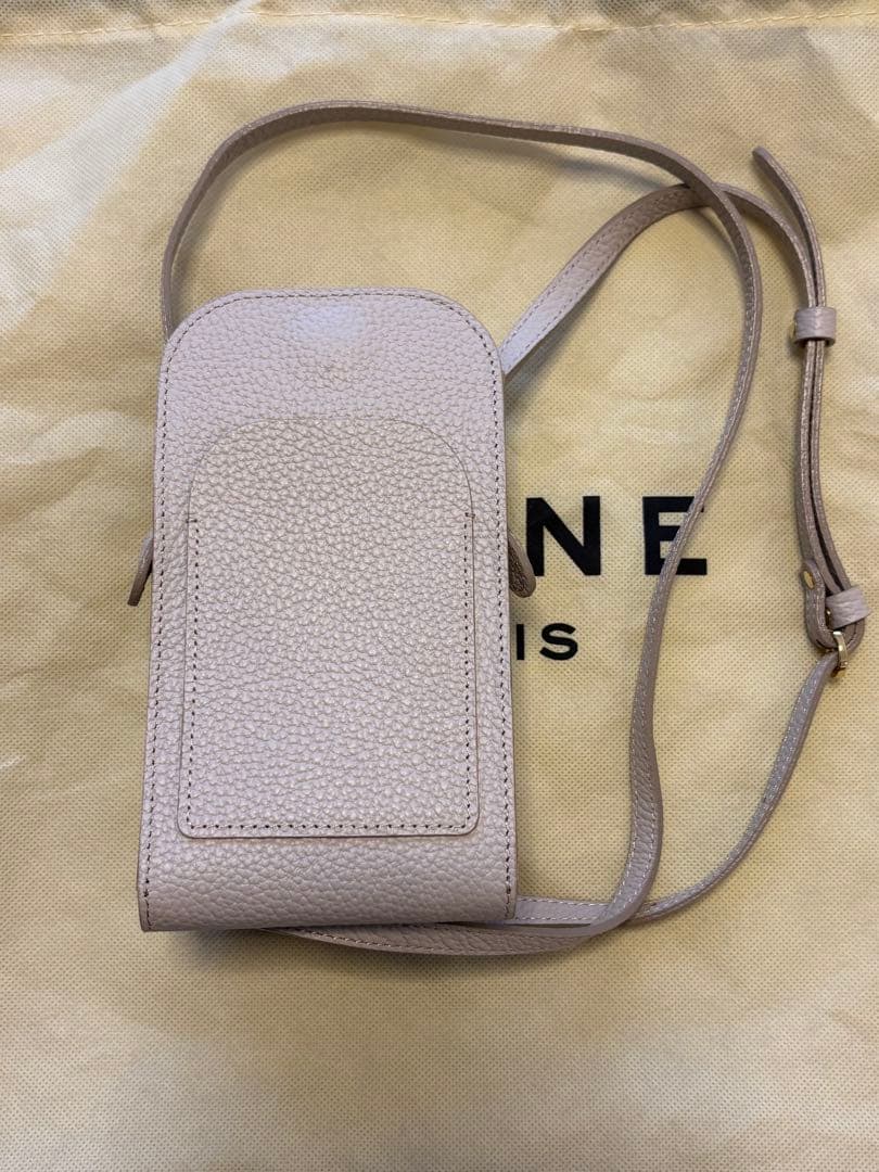 新品　アタオ　ATAO スマホポシェット　ラポシュ　白　本革　スマホショルダー