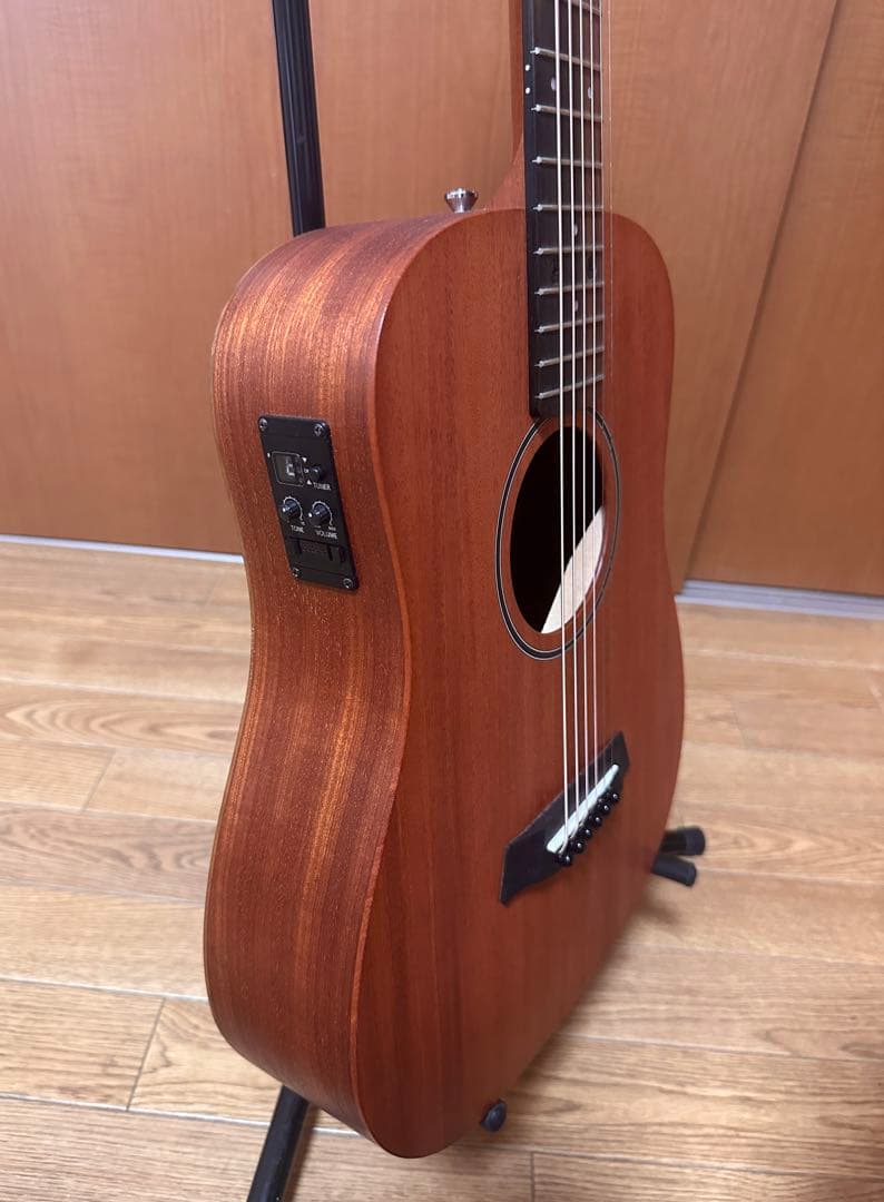 ギター Taylor Baby Taylor Mahogany BT2e