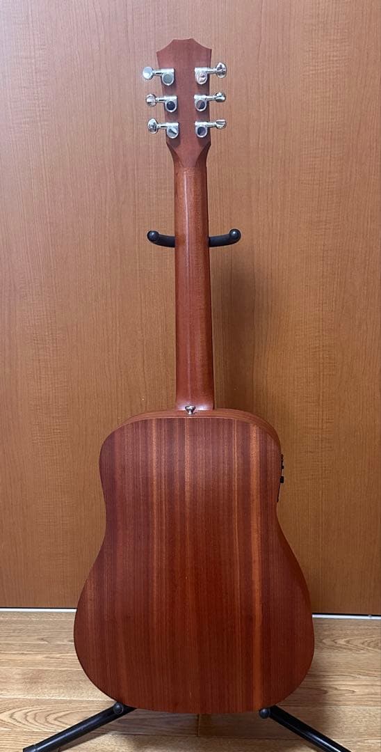 ギター Taylor Baby Taylor Mahogany BT2e