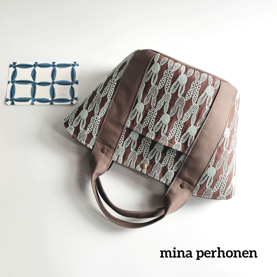 ミナペルホネン　ファスナー付きマルシェトートバック pomppia