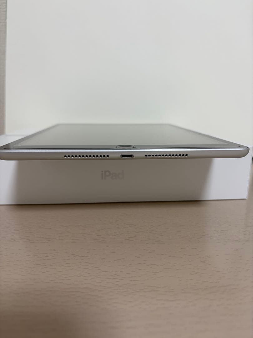 【大容量256GB】iPad 第9世代 Wi-Fi シルバー 付属品完備＋おまけ