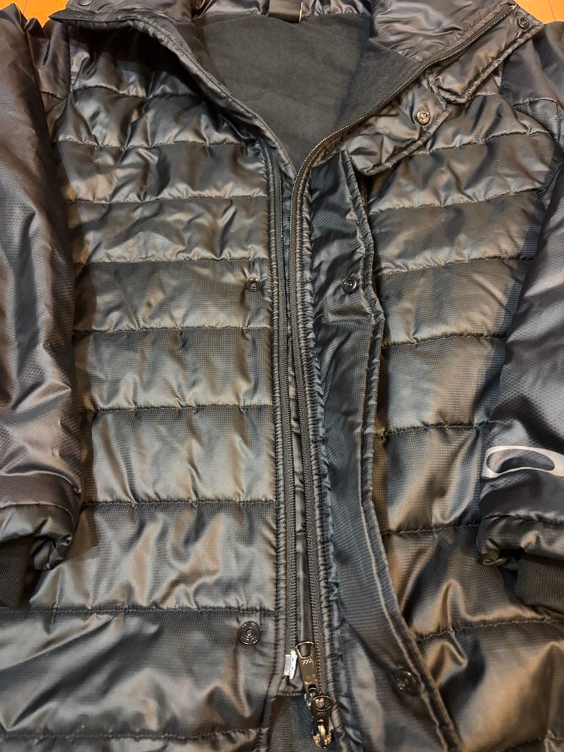 美品　oakleyオークリー　ロング　ベンチコート　防寒　黒/迷彩　人気