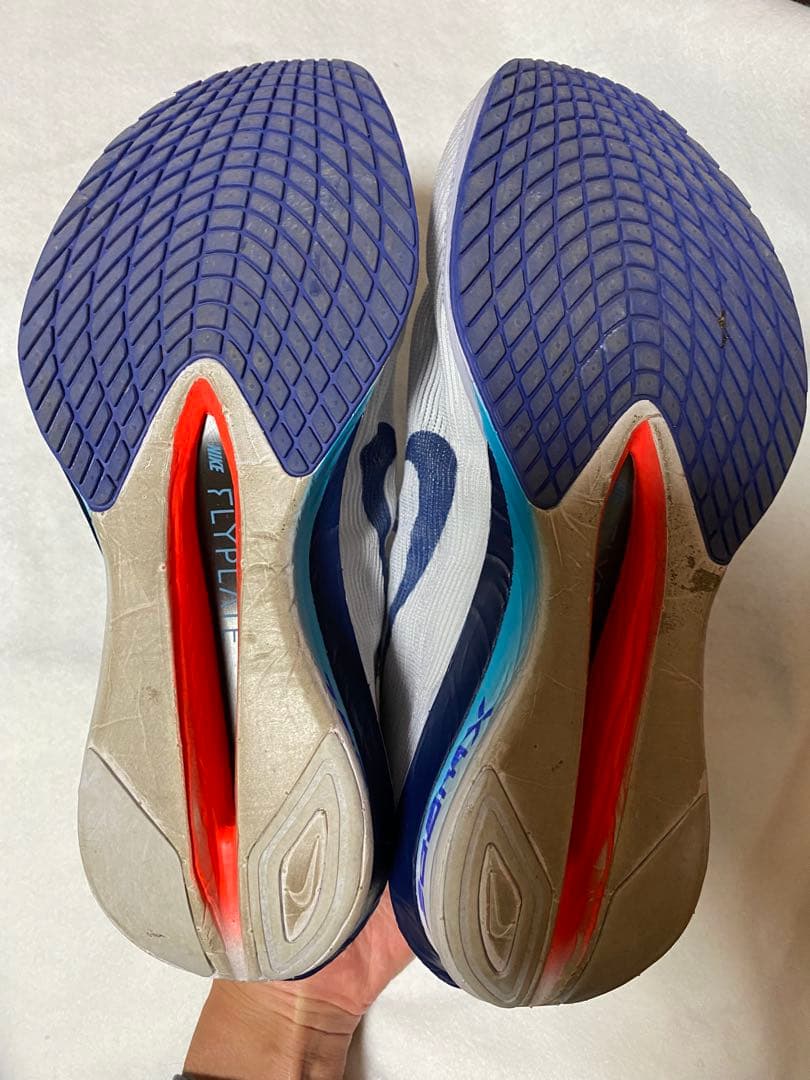 ナイキ　NIKE ヴェイパーフライ4 US7.5 25.5㎝ ランニング