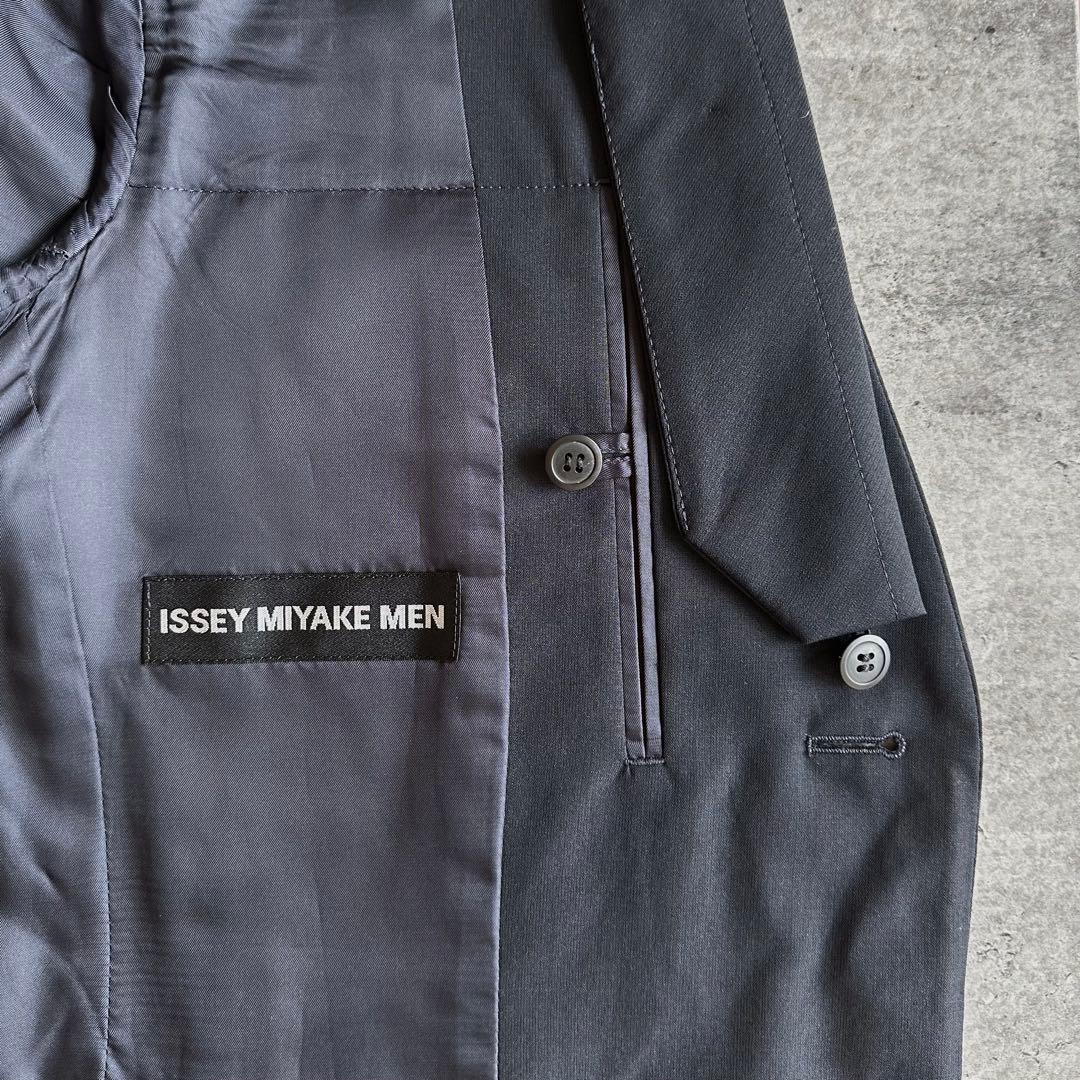 ISSEY MIYAKE MEN〈イッセイミヤケメン〉　ノーカラージャケット