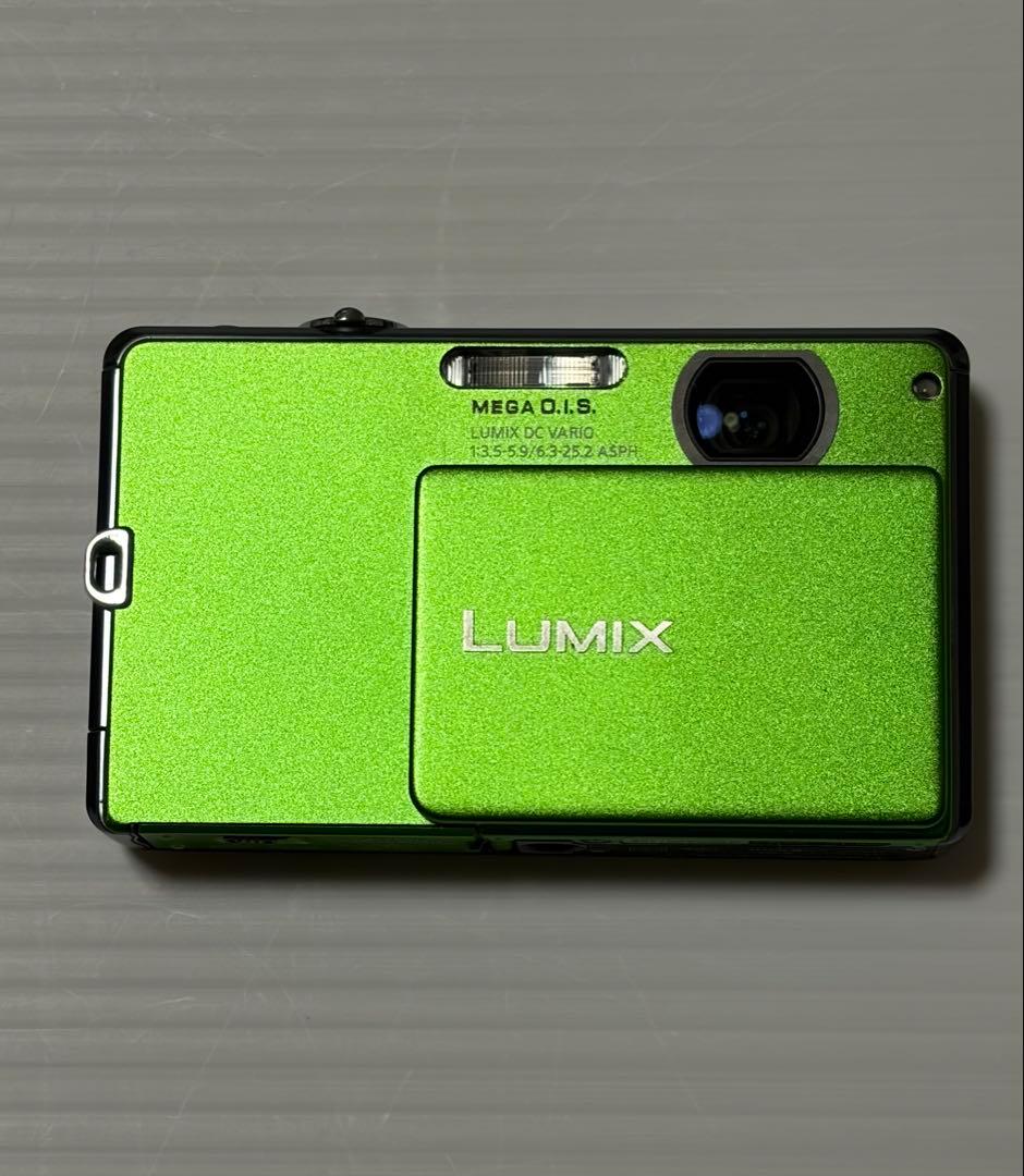 Panasonic LUMIX DMC-FP1グリーン